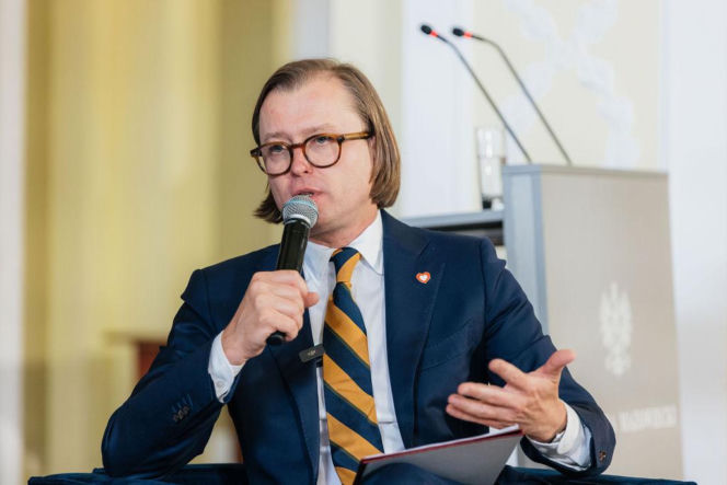 Nauka ma kobiece twarze, które warto zobaczyć. Wyjątkowa wystawa na Placu Bankowym w Warszawie