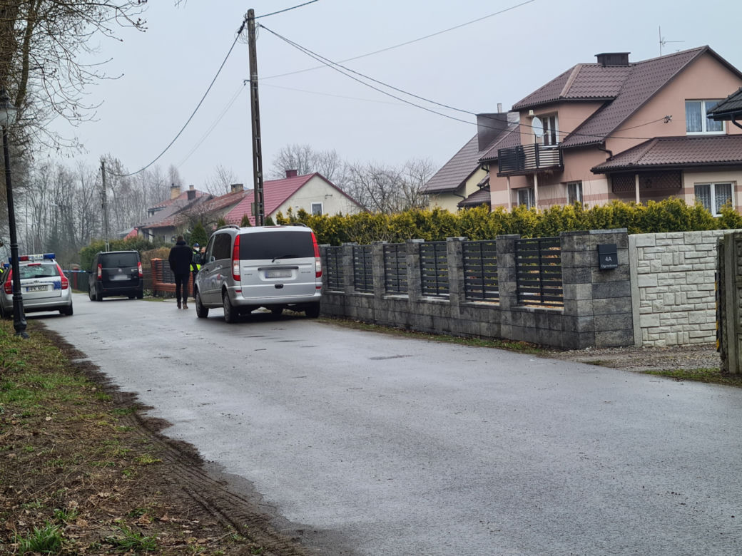  Kobieta ZABIŁA dwójkę dzieci i popełniła samobójstwo?! Dramat na Podkarpaciu 