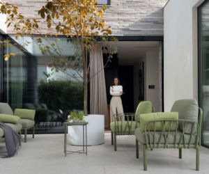 Forrest House to współczesna willa miejska autorstwa JABRAARCHITECTS, zaprojektowana na styku architektury i krajobrazu