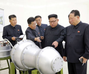 KIM BUJA TRUMPA