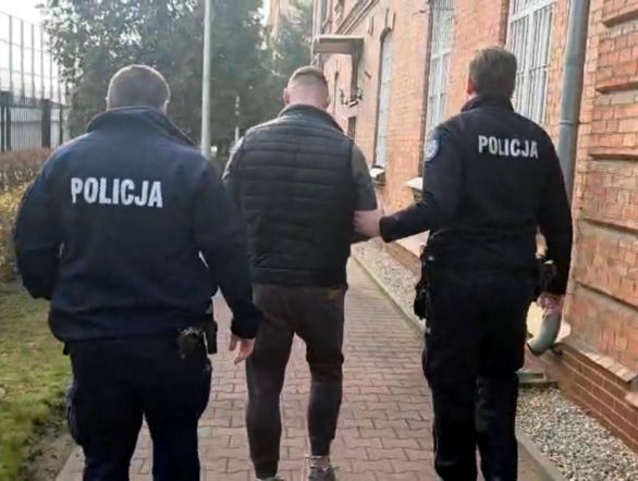 Wielki boss kiboli złapany na gorącym uczynku! Policjanci zabezpieczyli narkotyki warte 10 mln złotych!