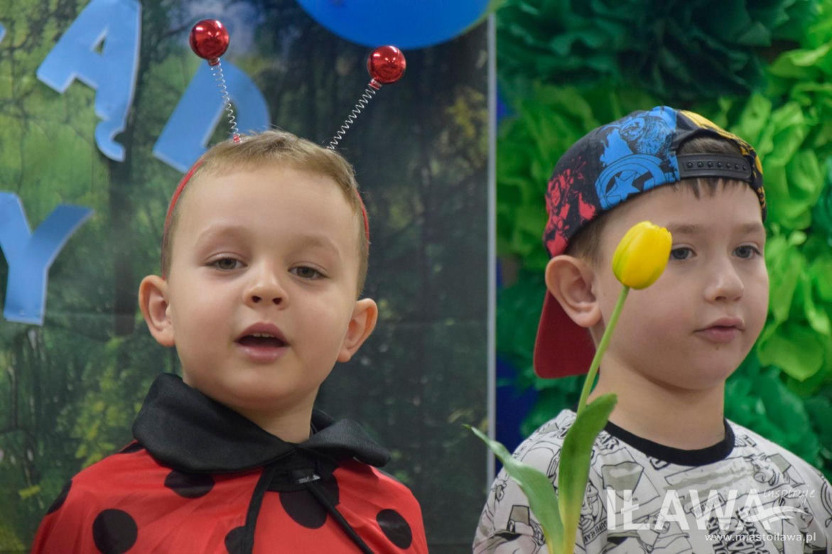 Dzień Ziemi w Iławie: Zielono w przedszkolu, zielono przy iławskich chodnikach i ulicach