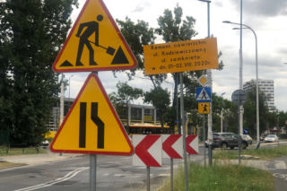 Warszawa: Robotnicy zamkną ulicę na Pradze-Południe. Wszystko przez nowy wieżowiec [GALERIA]