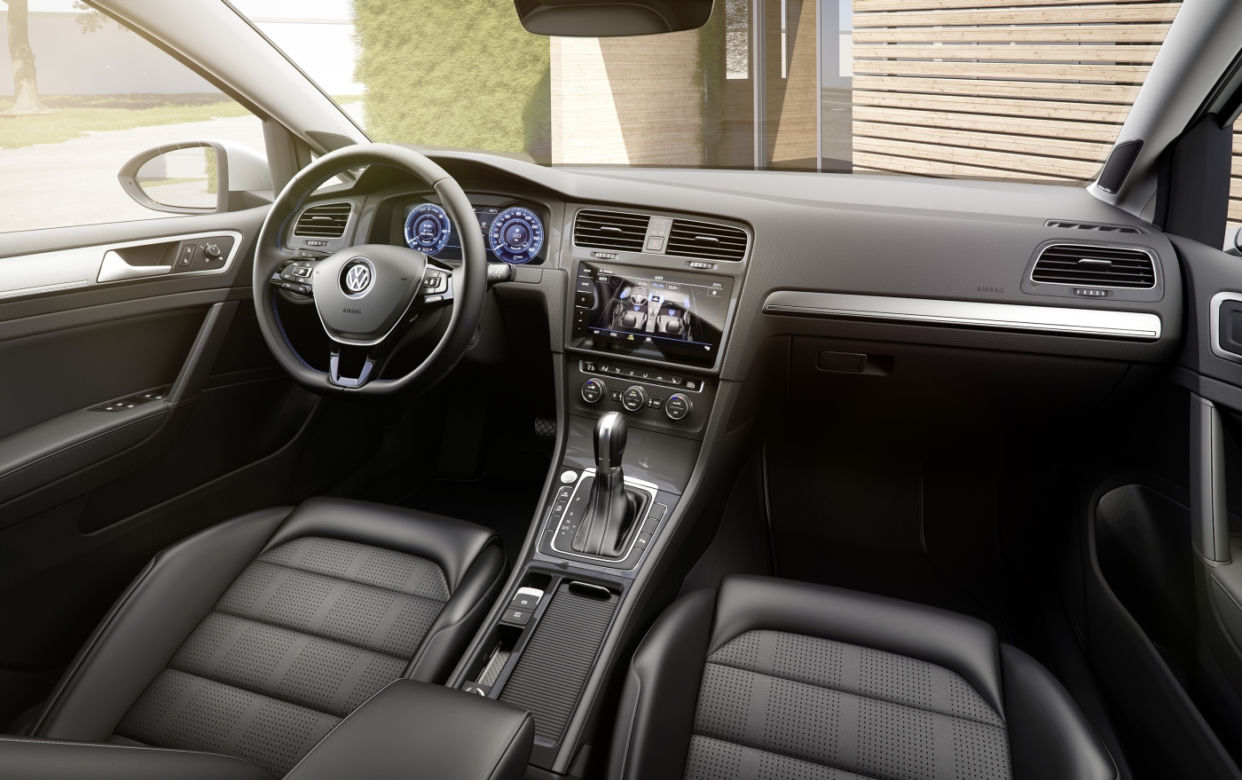 Volkswagen e-Golf lifting 2017
