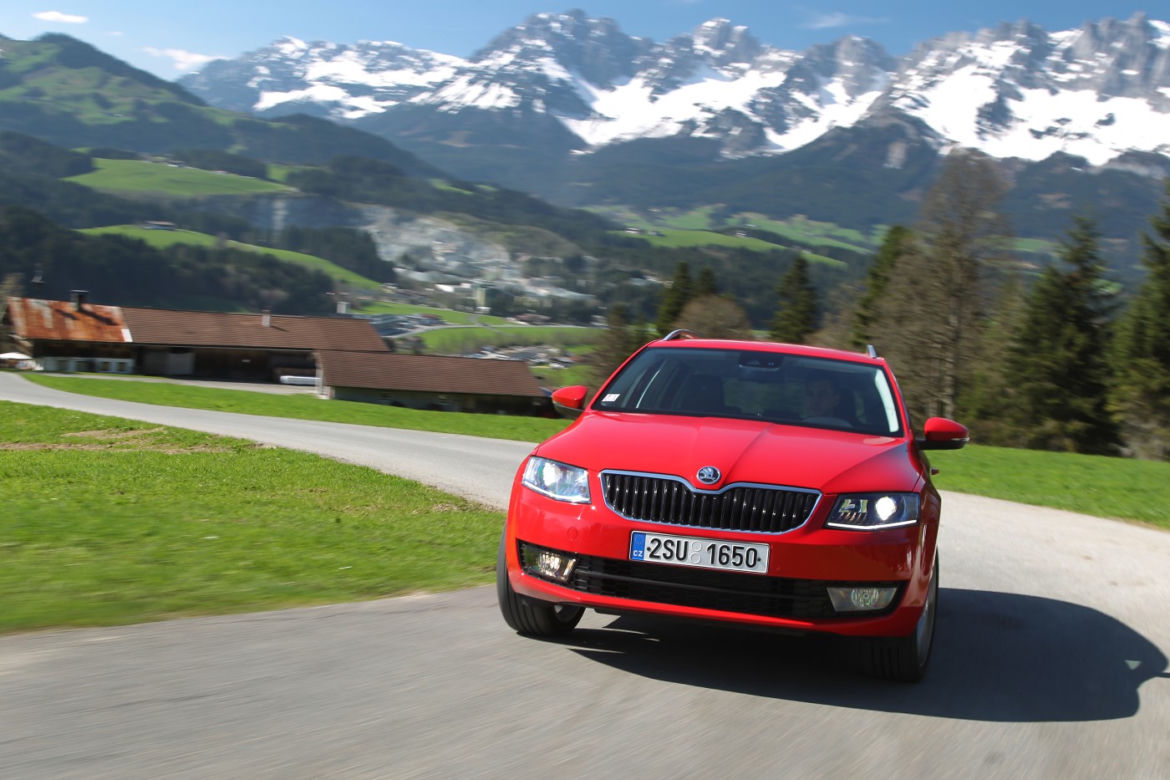 Nowa Skoda Octavia Combi 2013