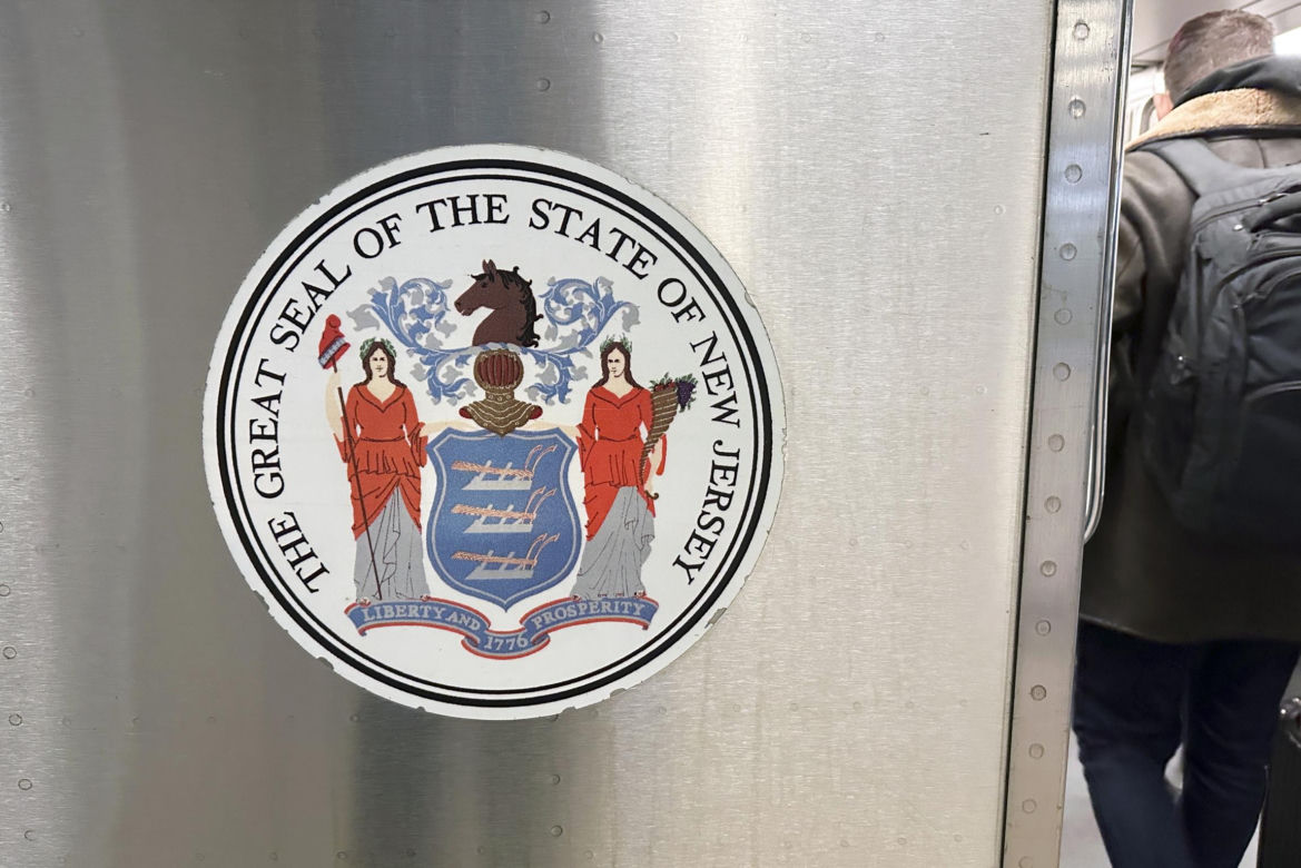 Związkowcy z New Jersey grozą strajkiem na kolei