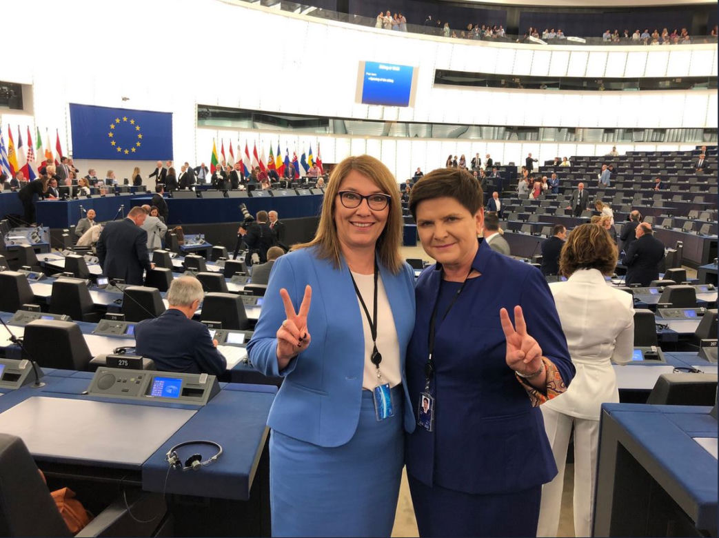 Szydło szpanuje w europarlamencie