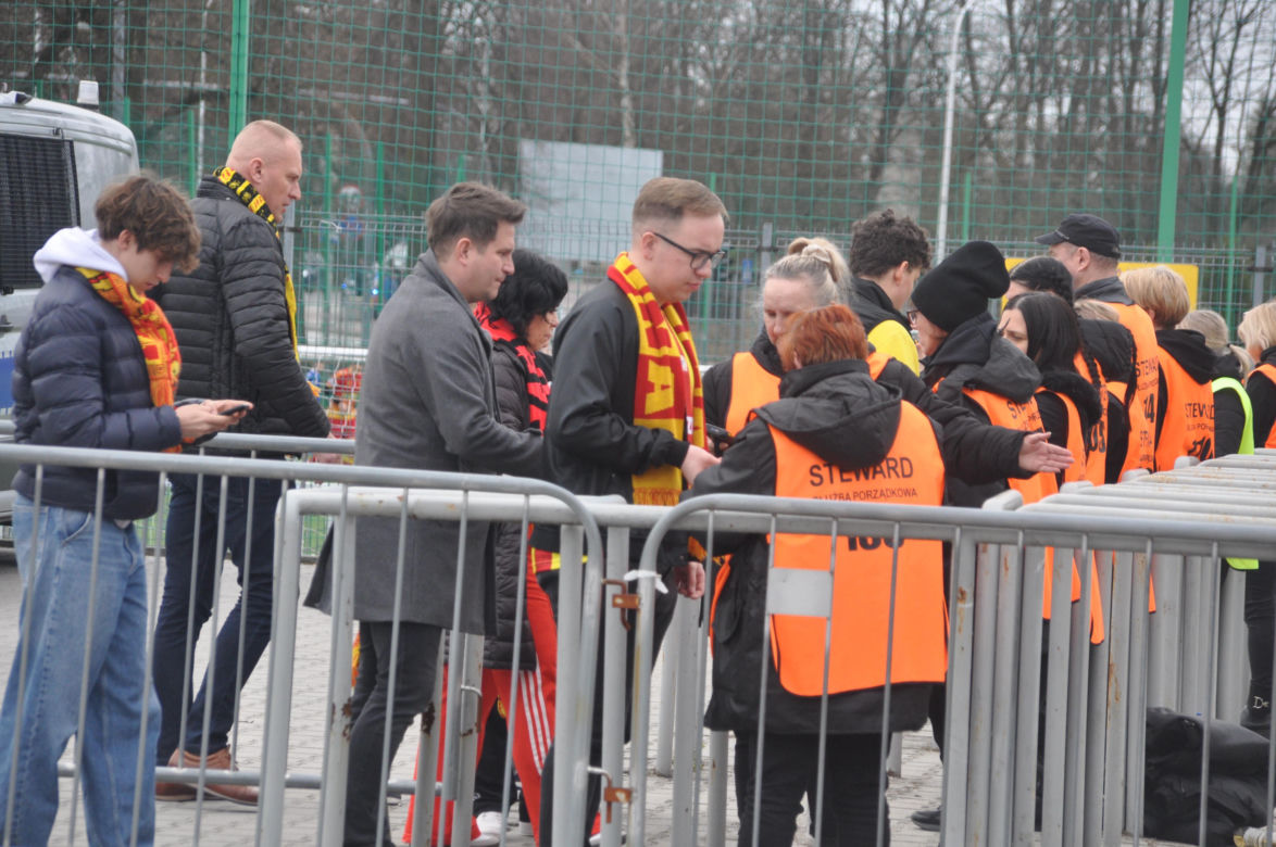 Tak dopingowali kibice na meczu Korona Kielce - Radomiak Radom