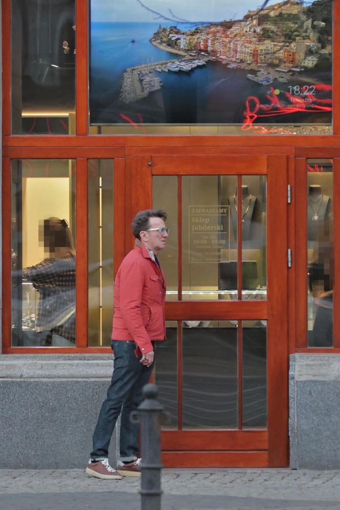 Paweł Wilczak szuka złota w w lombardzie