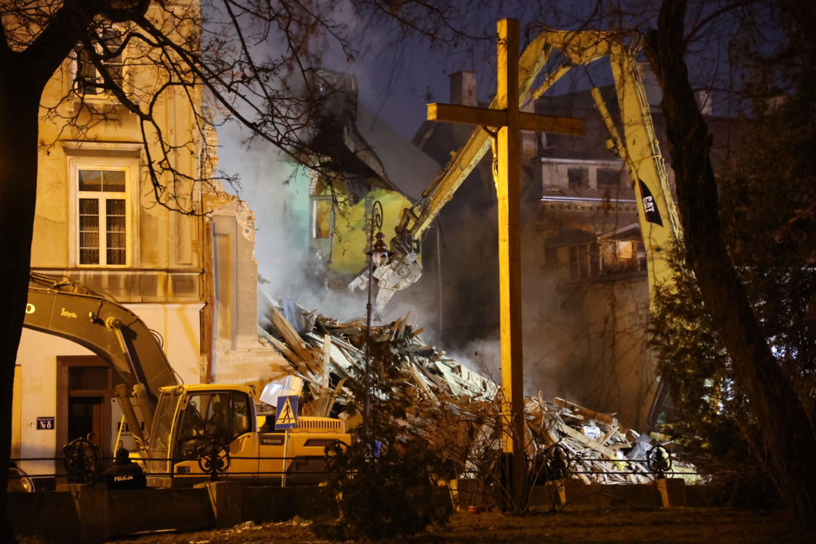 Trwa wyburzanie kamienicy przy ul. Bernardyńskiej w Lublinie