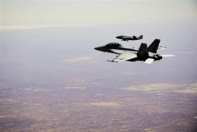 MQ-28A Ghost Bat odpalił pocisk AMRAAM