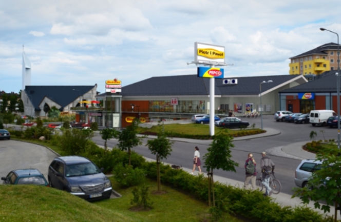 Ksiądz nie dotrzymał obietnicy! Zamiast hospicjum i przedszkola powstanie... centrum handlowe!