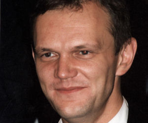 Cezary Pazura kiedyś i dziś. Tak na przestrzeni lat zmieniał się odtwórca roli Jurka Kilera