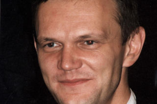 Cezary Pazura kiedyś i dziś. Tak na przestrzeni lat zmieniał się odtwórca roli Jurka Kilera