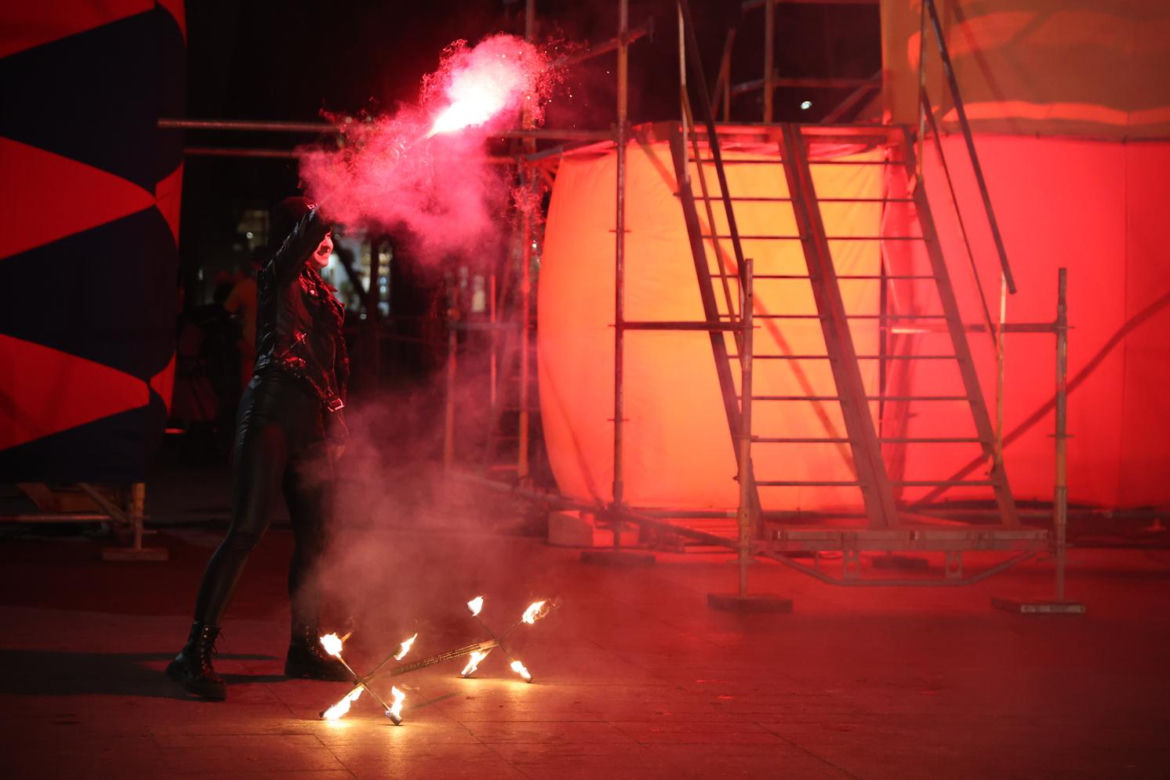 Fire show na pl. Teatralnym przy CSK w Lublinie. Było gorąco! 