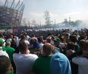Zamieszanie pod Stadionem Narodowym w Warszawie - kibic Lechii Gdańsk mieli problem z wejściem na mecz!