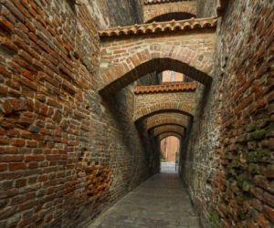 Najpiękniejsza uliczka w woj. warmińsko-mazurskim. Powstała w średniowieczu