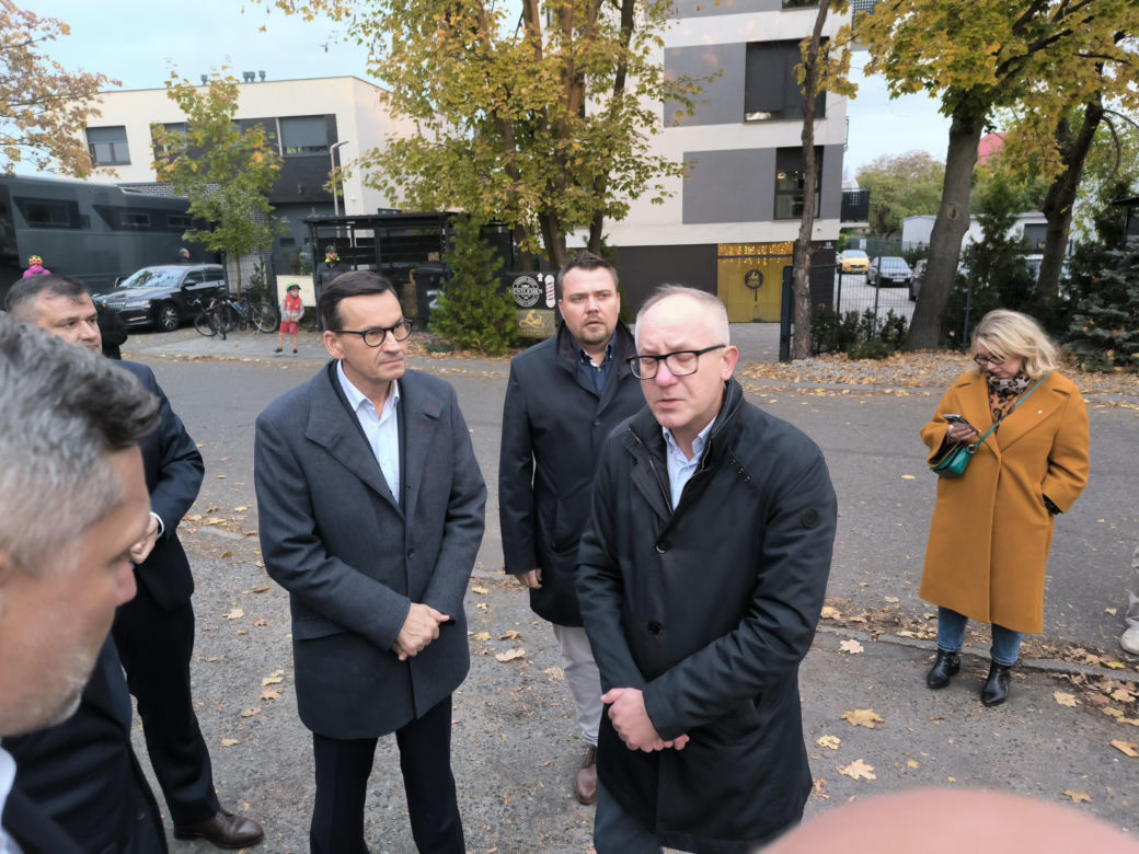 Łukasz Borowiak i Mateusz Morawiecki w Lesznie