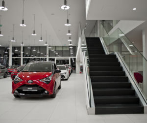 Toyota Romanowski Kraków - nowy salon Toyoty i Lexusa