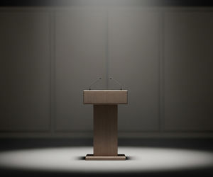 Michelle Obama nie kandyduje. Dlaczego Ameryka nie jest gotowa na kobietę prezydenta?