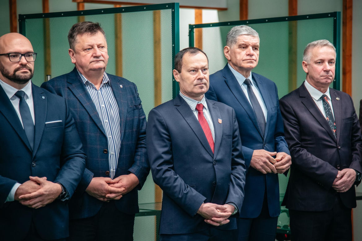 Powiat rzeszowski i łańcucki z porozumieniem o wsparciu w kryzysach. Chodzi o sprzęt, logistykę i ewakuację