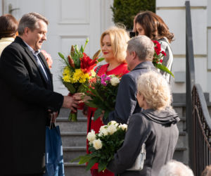 Na Wspólnej odc. 2730. Danka (Lucyna Malec), Marek (Grzegorz Gzyl), Janusz (Janusz Zadura)