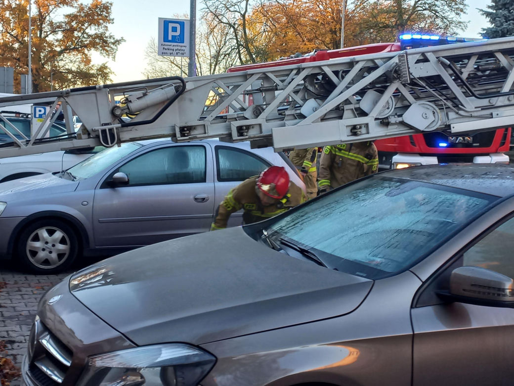 Zgłoszenie o pożarze na Dąbrowskiego w Lesznie. Pożaru nie było