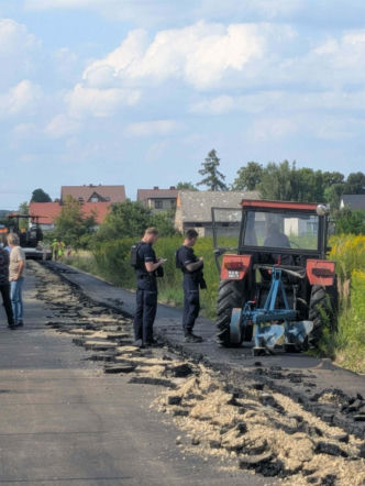 „Zaorał” asfalt ciągnikiem. Mężczyzna nie będzie już w areszcie