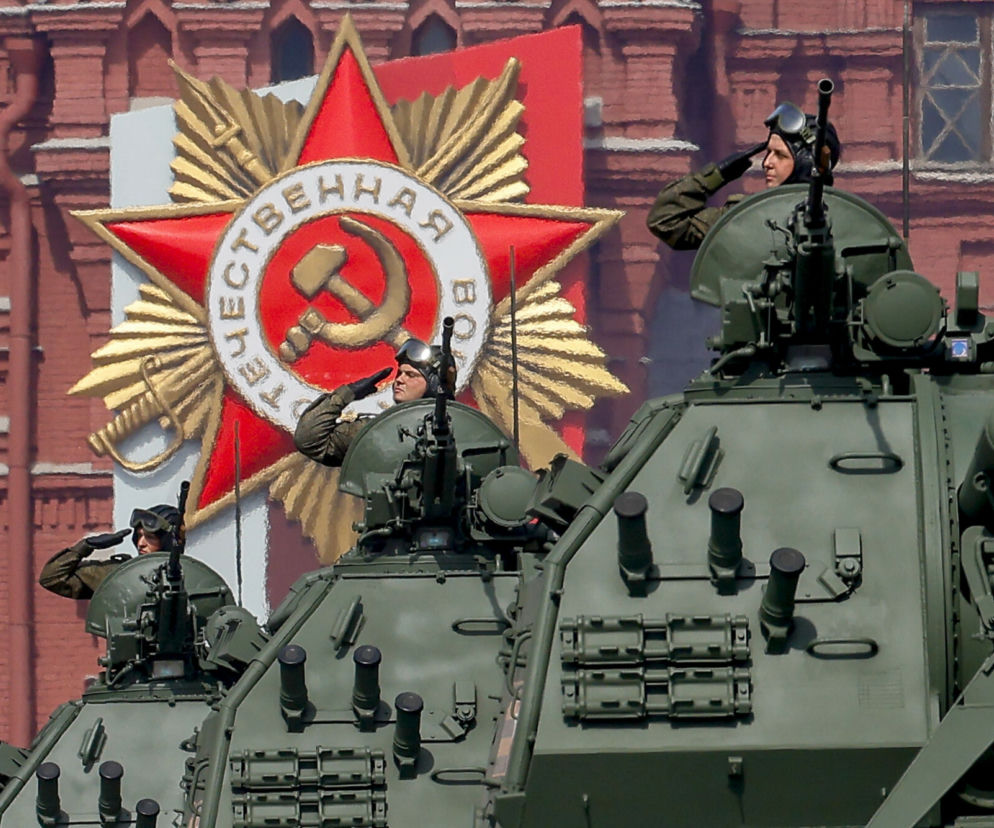 Dzień Zwycięstwa. Rosjanie zmuszają Ukraińców do brania udziału w obchodach 9 maja! 