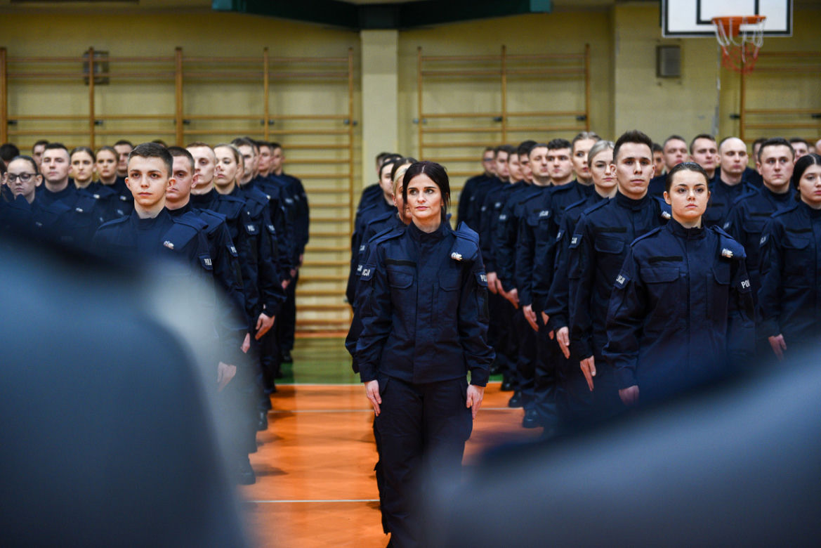 Ślubowanie nowych policjantów w Łodzi