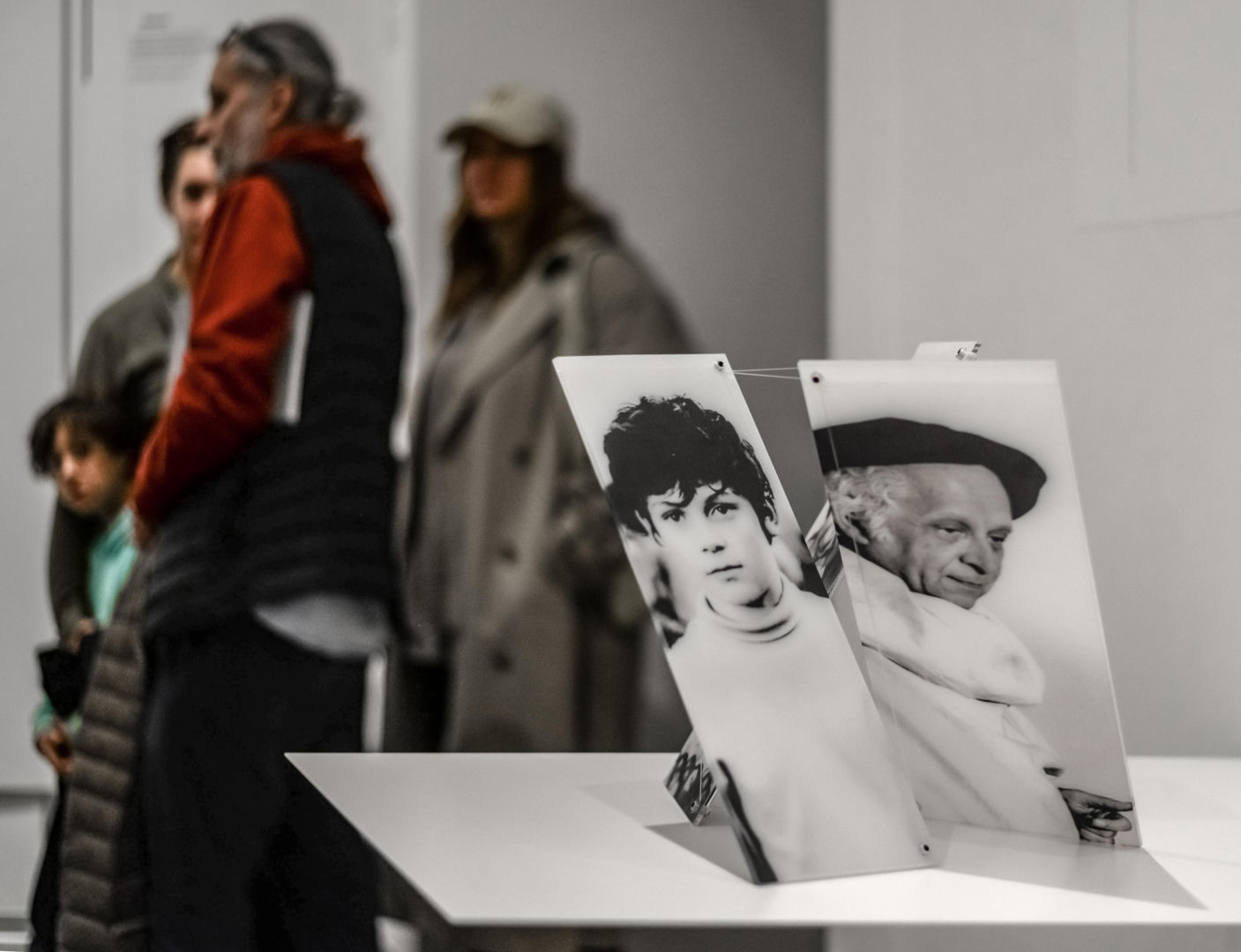 Wernisaż wystawy Jerzego Porębskiego „I cóż z tego, że świat wisi na włosku?”