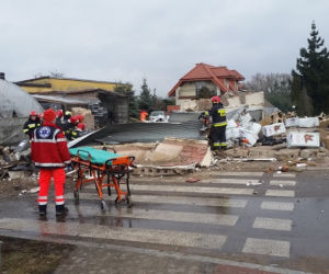 Suwałki. Wybuch gazu w nielegalnej bimbrowni. Pod gruzami były 3 osoby