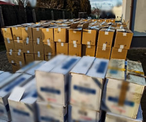 CBŚP i KAS zlikwidowali magazyn z nielegalnymi papierosami