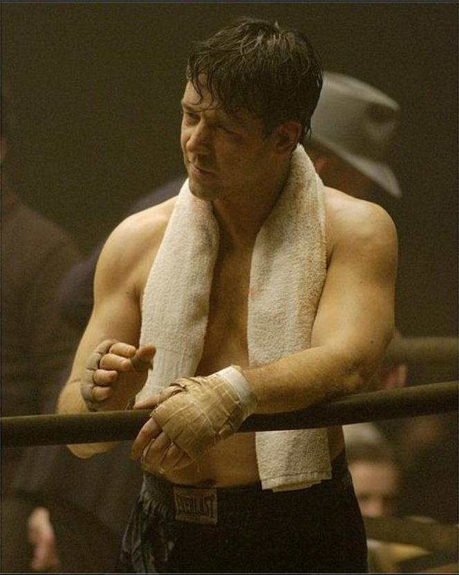Trenuj boks jak Russel Crowe