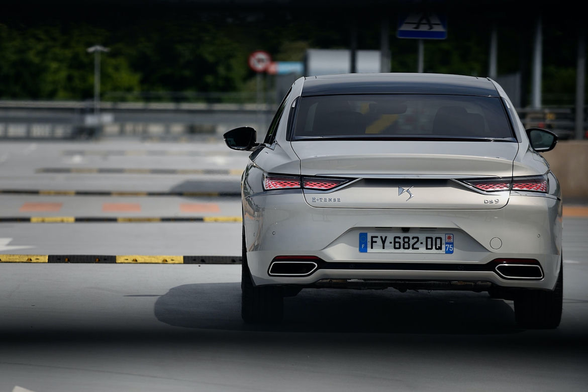 DS 9 E-Tense 225 AT8 Rivoli+