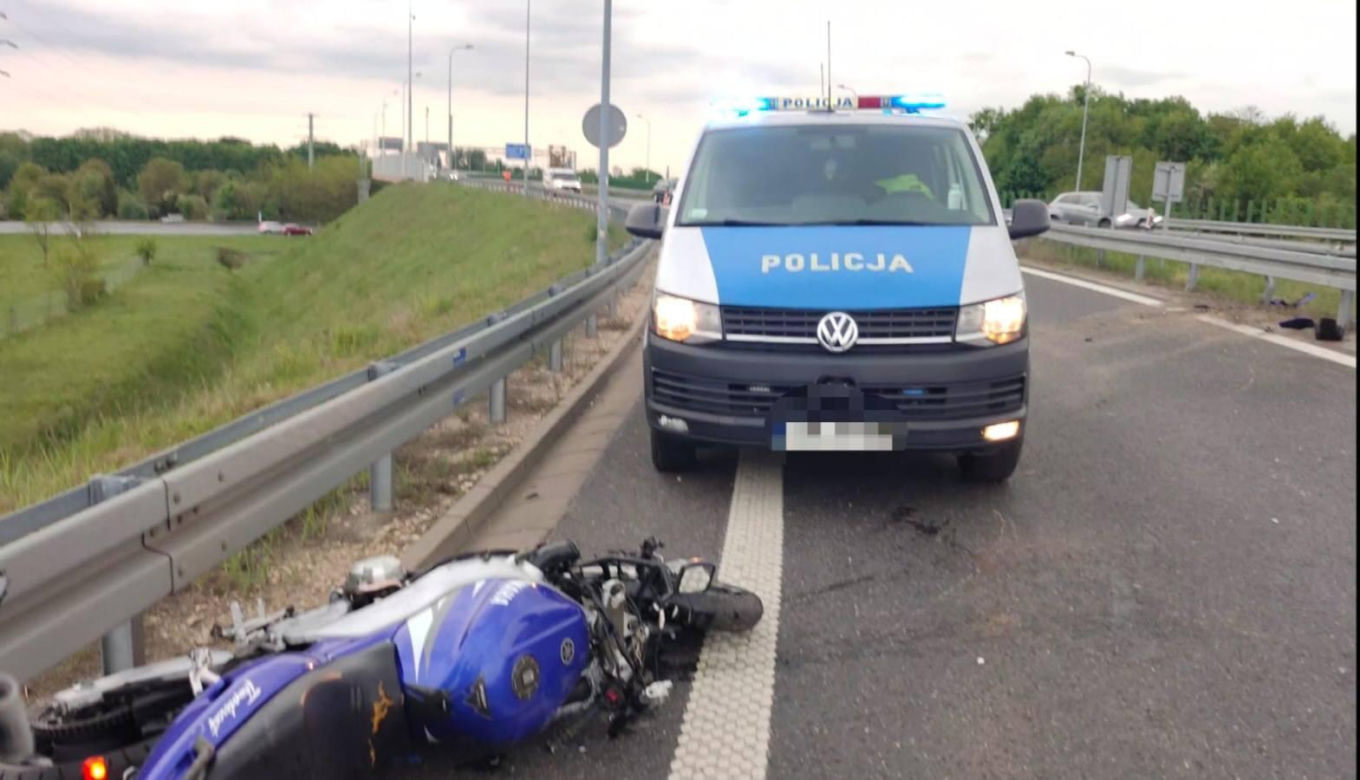Wypadek motocyklisty na zjeździe z A1 w Gliwicach