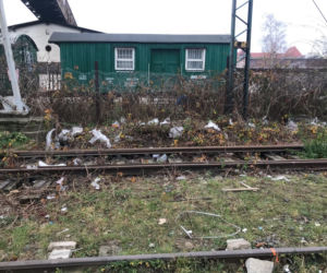 Śmieci na targowisku Świebodzki