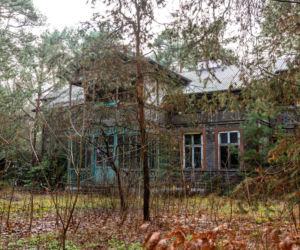 Opuszczona willa w Konstancinie