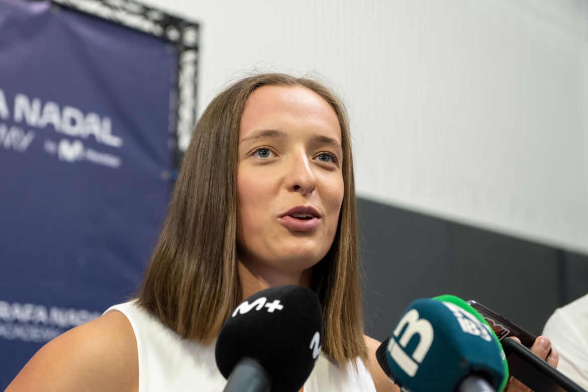 Iga Świątek odwiedziła akademię Rafaela Nadala. Padły piękne słowa w akademii w Manacor