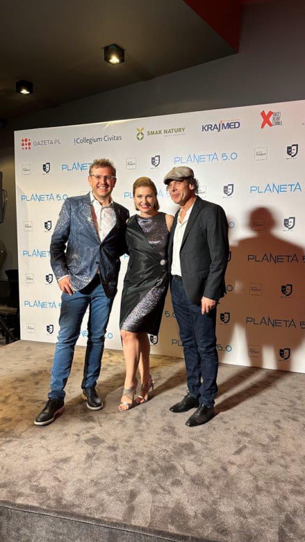 Olga Bończyk i Tomasz Schimscheiner oraz goście premiery sztuki "Planeta 5.0"