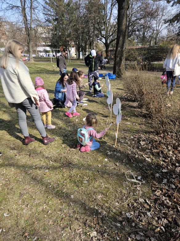 Wielkanocne szukanie jajek w Parku Braci Wieniawskich w Lublinie