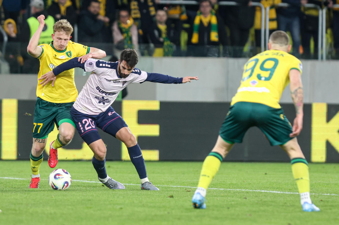 GKS Katowice - Górnik Zabrze: Zdjęcia kibiców z Derbów Śląska w ramach 23. kolejki PKO BP Ekstraklasy
