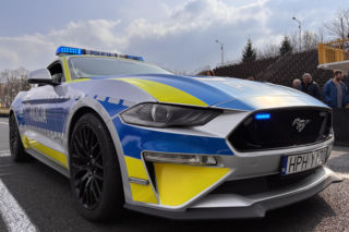 Kultowy Mustang w radomskiej drogówce!