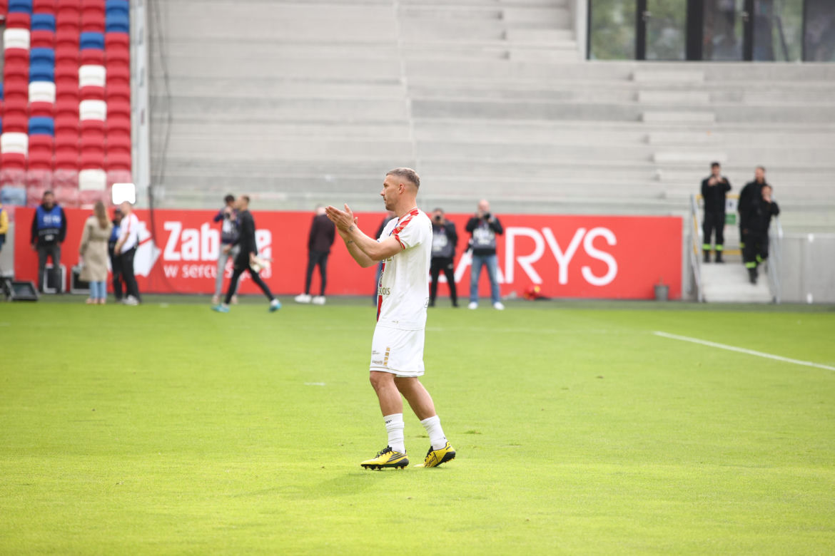 Lukas Podolski pozostaje w Górniku Zabrze na kolejny sezon ku radości kibiców