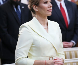 Marta Nawrocka wyprzedza trendy