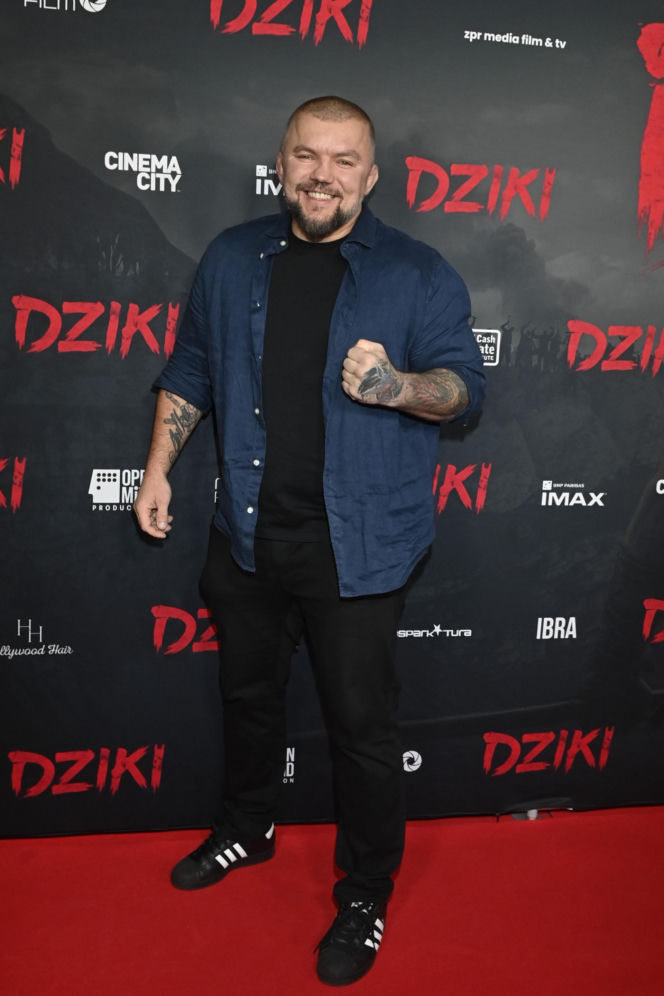 Tłum gwiazd na premierze filmu "Dziki"