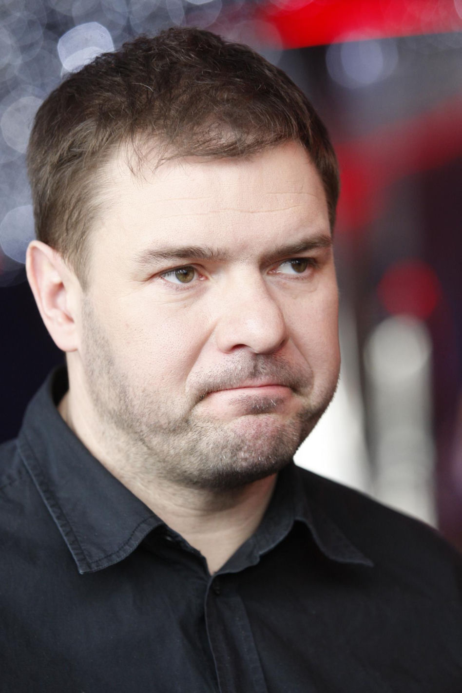 Tomasz Karolak na archiwalnych zdjęciach. Tak wyglądał na początku kariery