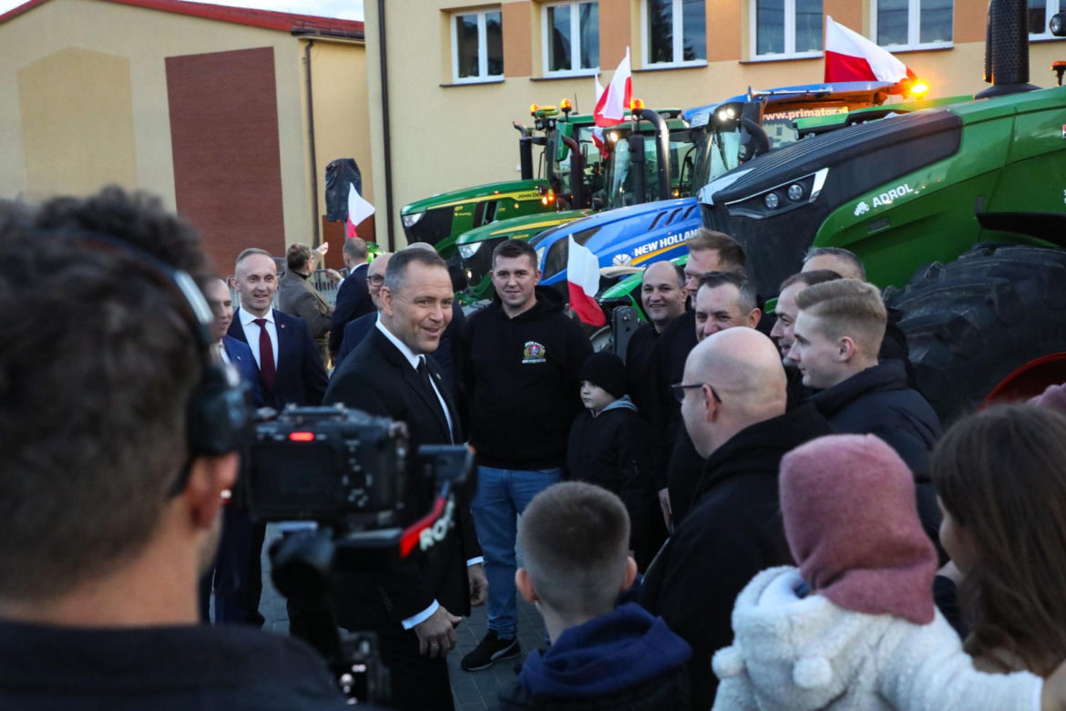 Karol Nawrocki odwiedził Kulesze Kościelne na Podlasiu