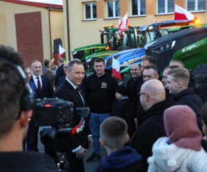 Karol Nawrocki odwiedził Kulesze Kościelne na Podlasiu
