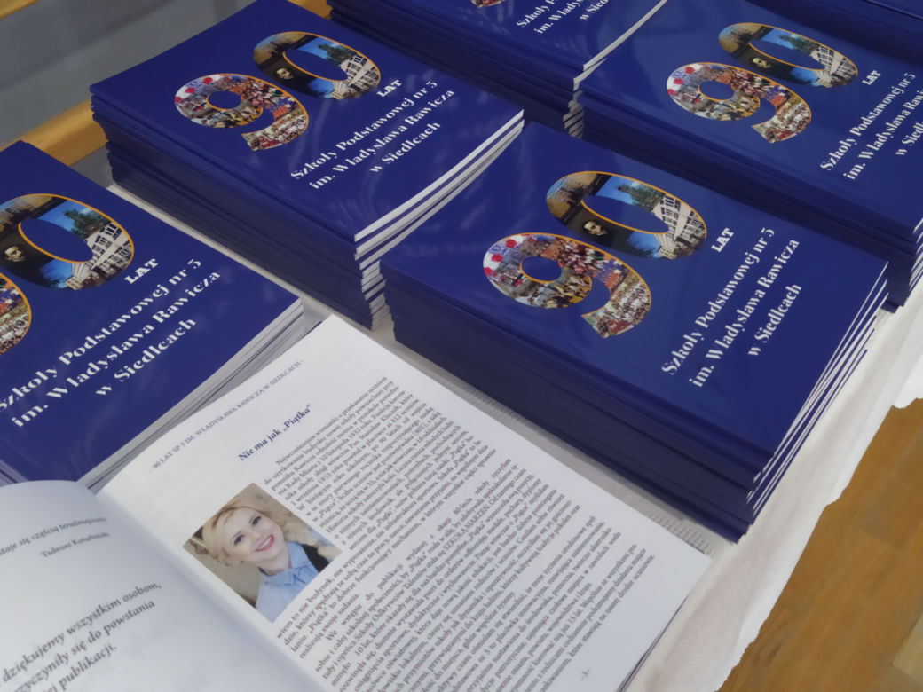 Zdjęcia z uroczystości 90-lecia Szkoły Podstawowej nr 5 w Siedlcach - 18.11.2022